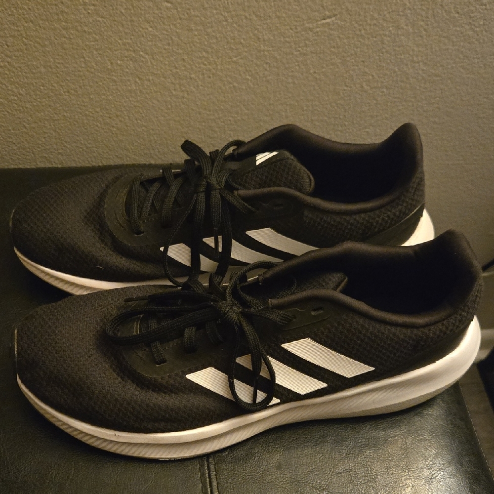Adidas Men's Black and White Athletic Shoes
